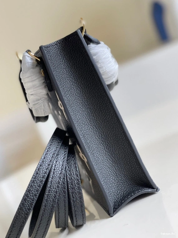 VUITTON PETIT LOUIS PLAT SAC 1224